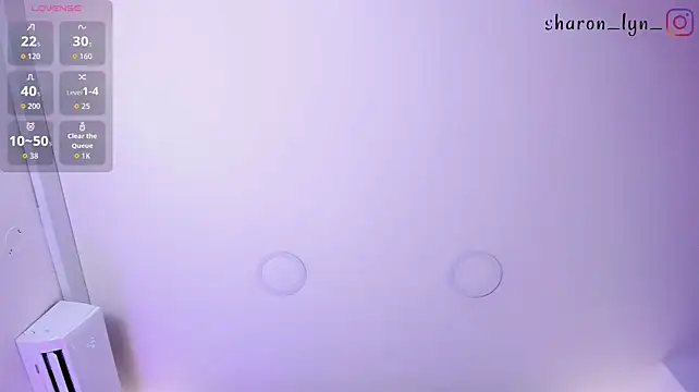 SharonLyn_ webcam