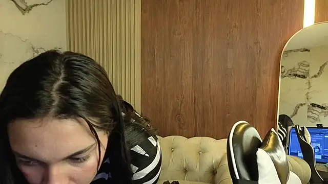 Julietha_Foxter_v webcam