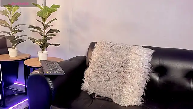 Marco17__ live cam preview