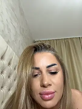 KirstieVegas