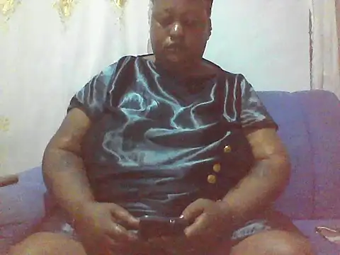 fat_ebonyqueen webcam