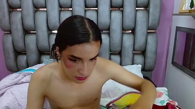 Amy_Blair__ webcam