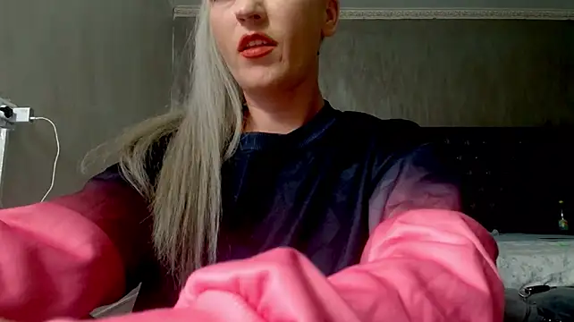 LaraLanee