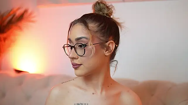 AileenKiss live cam