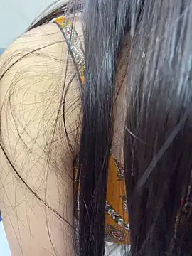 escape_with_me live cam