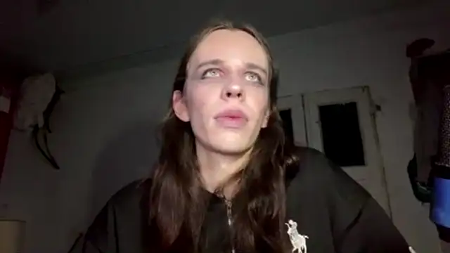 HotFemBooy webcam