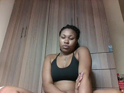 Juicyy_afriq webcam