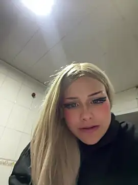 Amelie_Wine webcam