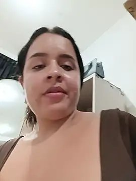 Julieth_hot-69 webcam