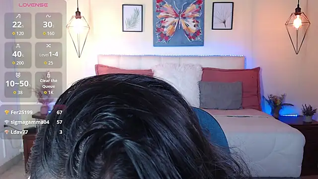 Megan_05_ webcam