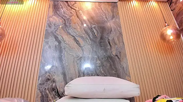 mary_spencer webcam
