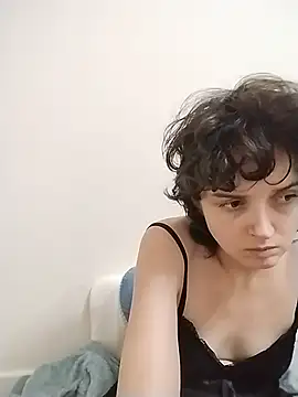 Amy01112 live cam on StripChat