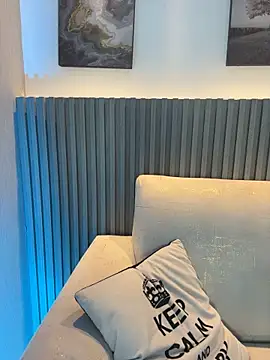 andyjustgame_ (M twink) - spit dick