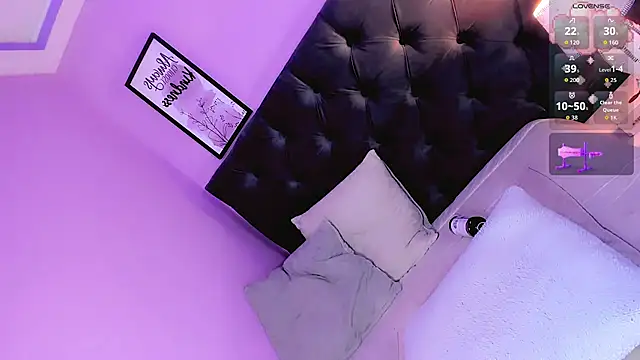 Camille_deluxe webcam