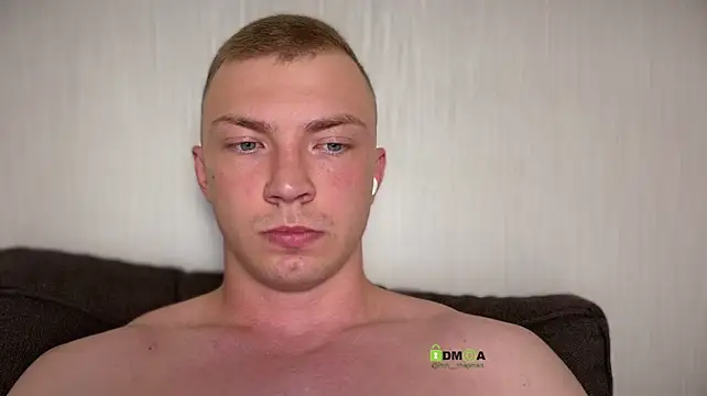 iron__chap live cam preview