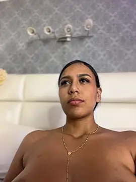 MiilaBlake live cam on StripChat