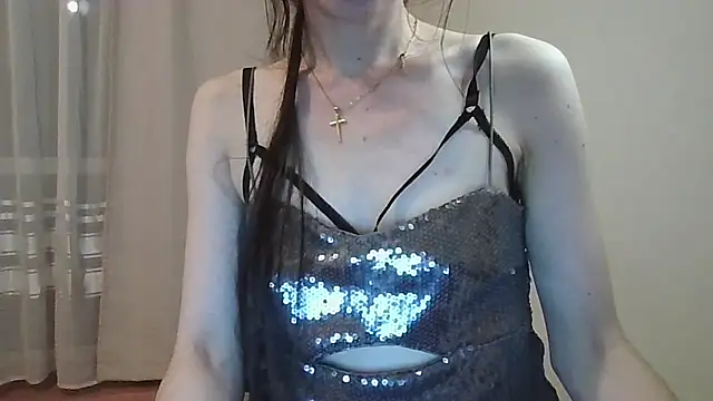JuliaLovely live cam on StripChat