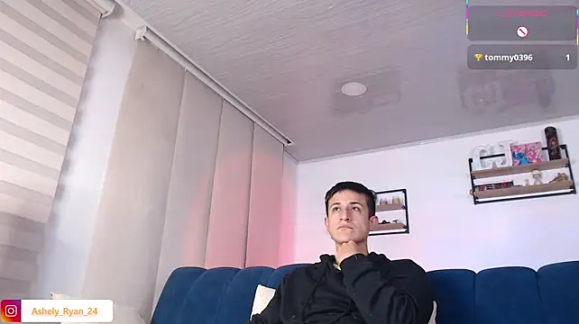 ashely_ryan24 webcam