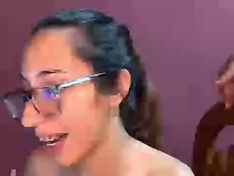 Sweet_sophy420 live cam preview