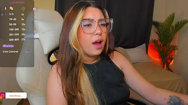 dakottaa_