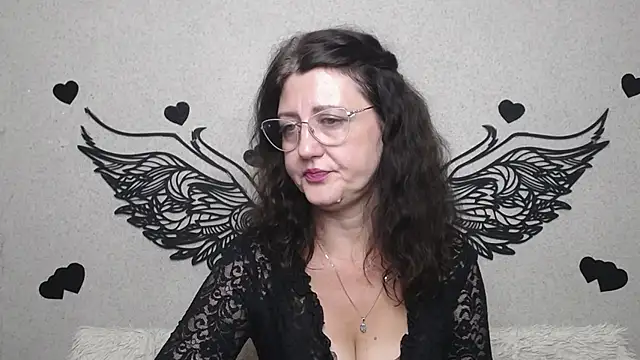 rosehille (F mature) - take care of me and make me happy