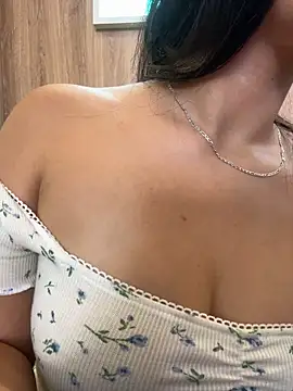 valentina-gomezz (F teen) - FUCK  MY PUSSY HARD + CREAMY 💦