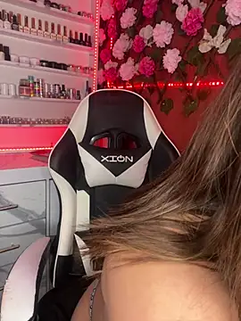 EMILY_DEGRAAF