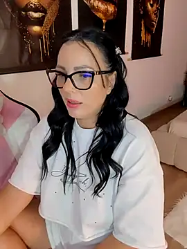 ReiyaRey live cam