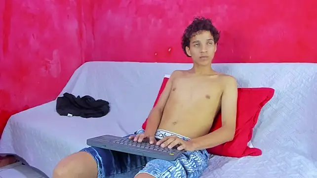 AXEL_DESIRE
