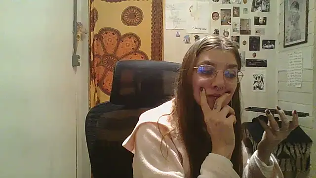SweetyBabyDemon webcam