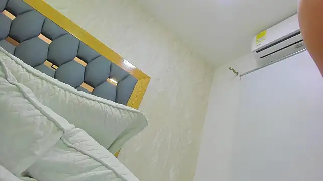 juliette_pretty_ webcam