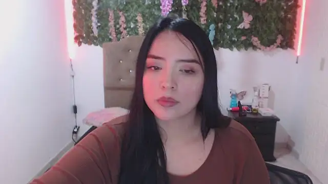 adara_cute_69 webcam