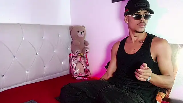 Angel_foxc13 webcam
