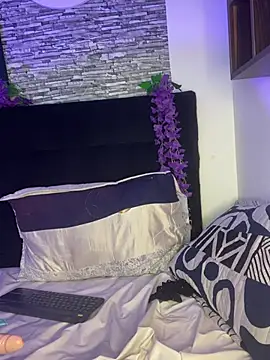 darkbluegp live cam on StripChat