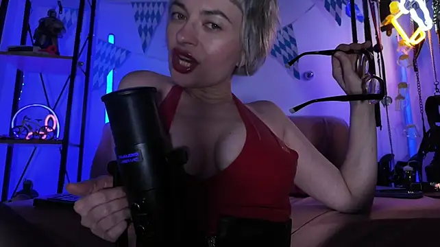 CyberXGoddess live cam on StripChat
