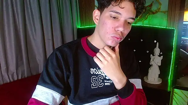 haku_nayro live sex cam