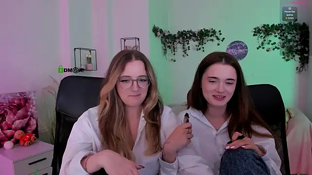 liana_kisses