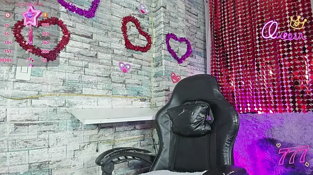 Zamara_Kleii webcam