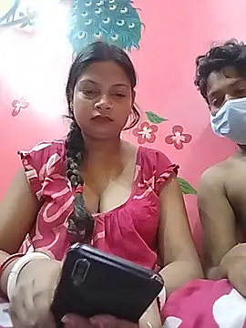 hottycouple1 webcam