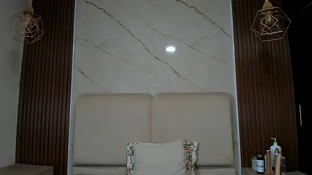 queenstarhy webcam