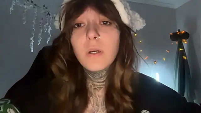 Raven_Armor webcam