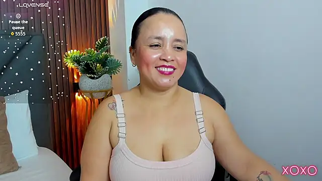 linda_rios_ live cam preview