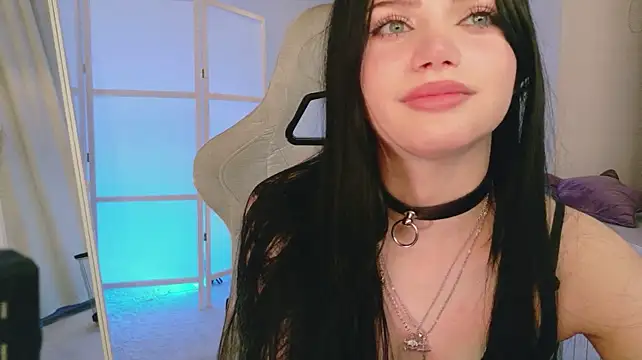 Dark_Diva webcam