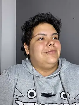 Hailey_Curvy live cam preview