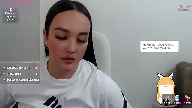 chloe_fox__