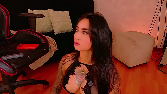 EmmyEvans1 live cam preview