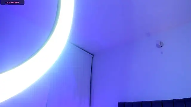 sophie_connors live cam on StripChat