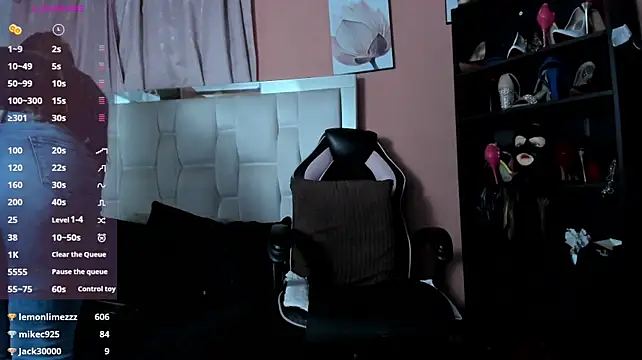 LiaTaylorr webcam