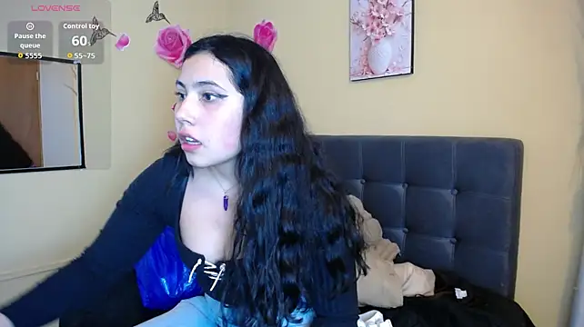 DaisyMoon_ live cam on StripChat