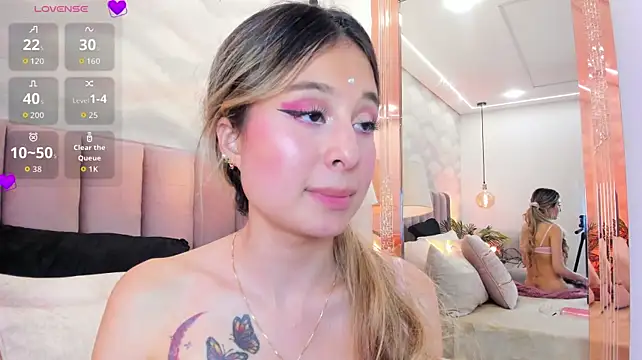 miss_luna01 live cam on StripChat